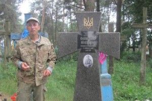 На Волині встановили пам’ятник священику, якого радянські партизани убили прямо у церкві