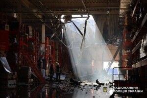 Внаслідок удару рф по «Епіцентру» в Полтаві травмовано жінку 