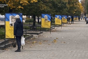 У Ковелі замінять тимчасові банери з портретами загиблих Героїв