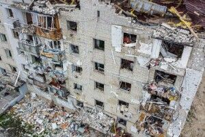 Окупанти просунулися всередину Сєверодонецька, тривають вуличні бої