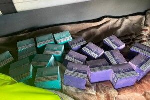 400 коробок сигарет у білизні: на Волині зловили нечесних водіїв-далекобійників