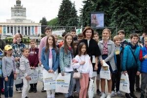 Марина Порошенко запросила дітей українських захисників до Музею науки 
