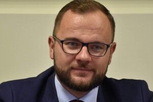 Як Ігор Поліщук зі «слугою народу» проти посилення карантину «воював» 