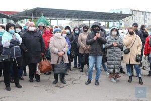 У Володимирі-Волинському підприємці вимагають відкрити непродовольчі ринки