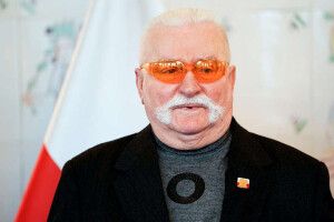 Експрезидент Польщі закликав атакувати Москву в разі нападу Путіна на Київ
