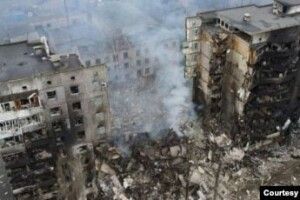 Росіяни намагаються закріпитися в центрі Сєвєродонецька, хочуть оточити Лисичанськ