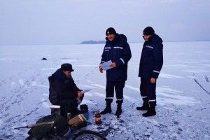 Шацькі водолази нагадали місцевим «пінгвінам» глибину Світязя (фото)