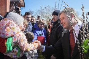 Порошенко відвідає Берлін: говоритиме з Меркель про миротворців