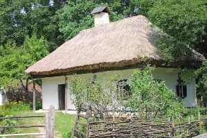 В музеї у Пирогові згорів експонат – хата знахарки 