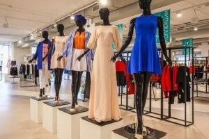 В Афганістані таліби наказали повідрубувати голови жіночим манекенам