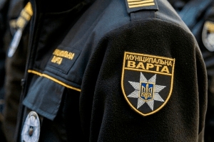 Луцьким муніципалам придбають парадні штани за 80 тисяч гривень