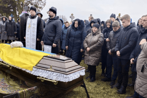 На Волині попрощалися із батьком двох дітей, який загинув на Харківщині (Відео)