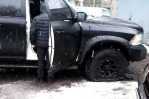 Підірвали машину відомого харківського поліцейського