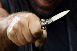 У Луцьку п’яні нападники порізали двох поліцейських та перехожого