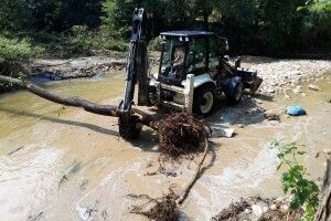 Волинські надзвичайники рятують Галич