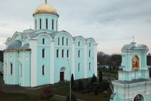 Чи потрібно жителям Володимира міняти документи після перейменування