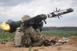 США нададуть Україні протитанкові ракетні комплекси «Джевелін»