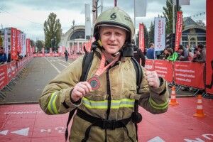 Вогнеборець з Волині подолав 21 км в бойову одязі та із спорядженням близько 25 кг