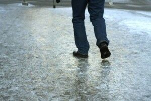 В обласному центрі Волині керівників ЖЕКів оштрафували за слизькі тротуари