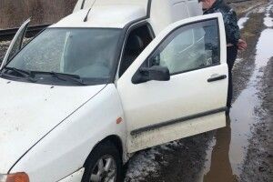 Зупиняли тепловіз у лісі: на Рівненщині машиніста з посібниками судитимуть крадіжку дизпалива
