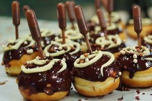 Любов до сала та цукерок призводить до алкоголізму?