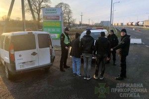 Поблизу українсько-польського кордону затримали трьох мігрантів з Афганістану