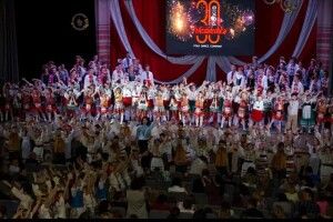 «Полісяночка» зібрала на концерті 25 тис. гривень  для ЗСУ