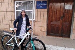 Завідувачка ФАПу на Рівненщині отримала новий службовий транспорт