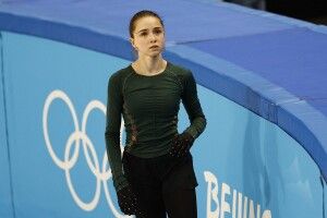 Російським фігуристам не вручатимуть золоті медалі за перемогу в командних змаганнях