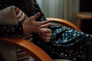 Допоки... Як українки чекають чоловіків із війни