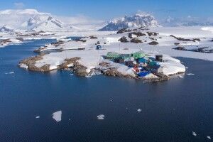 Волинські школярі зможуть відкрити загадки крижаного континенту