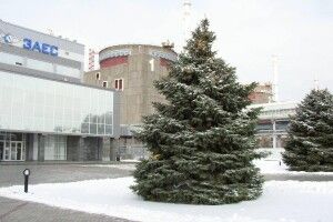 Російські окупанти намагаються захопити Запорізьку АЕС