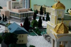 Студенти Луцького НТУ створили унікальний макет театрального майдану