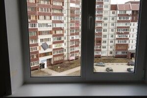 Смертельне селфі: блогерка не втрималася на вікні