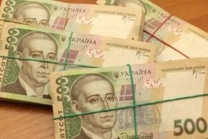 Персональних даних нікому не довіряла: у 76-річної волинянки з картки якось зникли  майже 6 тисяч гривень
