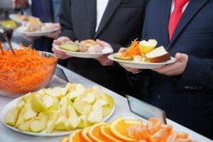 На Волині обговорювали як покращувати харчування в школах і садочках 