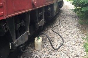 На Волині два машиністи привласнили дизельного пального на 130 тисяч гривень.
