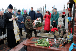У Шацьку вшанували пам’ять загиблого Героя АТО Сергія Мокренка