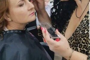 У Нововолинську оригінально «подякували» мамам та дружинам бійців Небесного легіону 