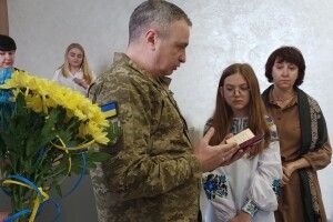 У громаді на Волині посмертні нагороди Героїв отримали рідні