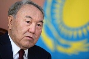 Назарбаєв пропонує організувати зустріч Зеленського і Путіна