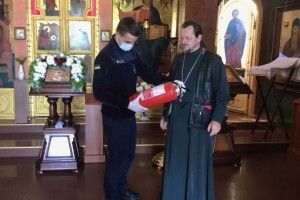 Волинські рятувальники інструктують священиків перед Трійцею