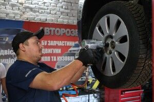 Перезавантаження після фронту: як волинський захисник реалізував мрію про автомайстерню