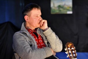 Волинський музикант запрошує на вечірній онлайн-концерт (Відео)