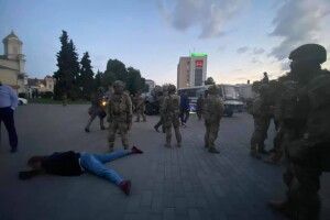 Відпустити заручників терориста вмовив Володимир Зеленський, – Тимошенко