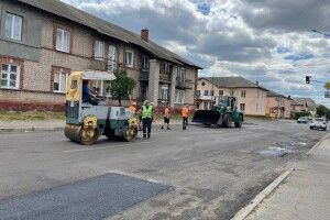 У Нововолинську «латають» дороги