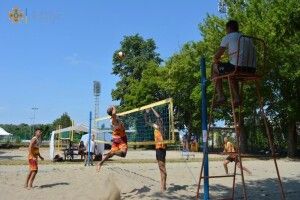 Визначили, хто найкраще з рятувальників грає волейбол