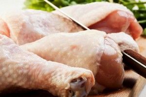 Поляки скаржаться на засилля української курятини