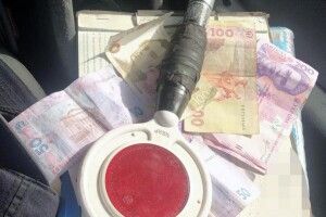 П’яного волинянина за кермом наздогнала поліція, а він ще й запропонував хабаря (Фото)
