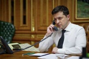 Маємо зупинити агресора якнайшвидше: Зеленський поговорив із Байденом